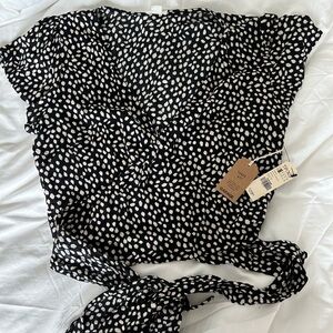 Garage wrap top size xs